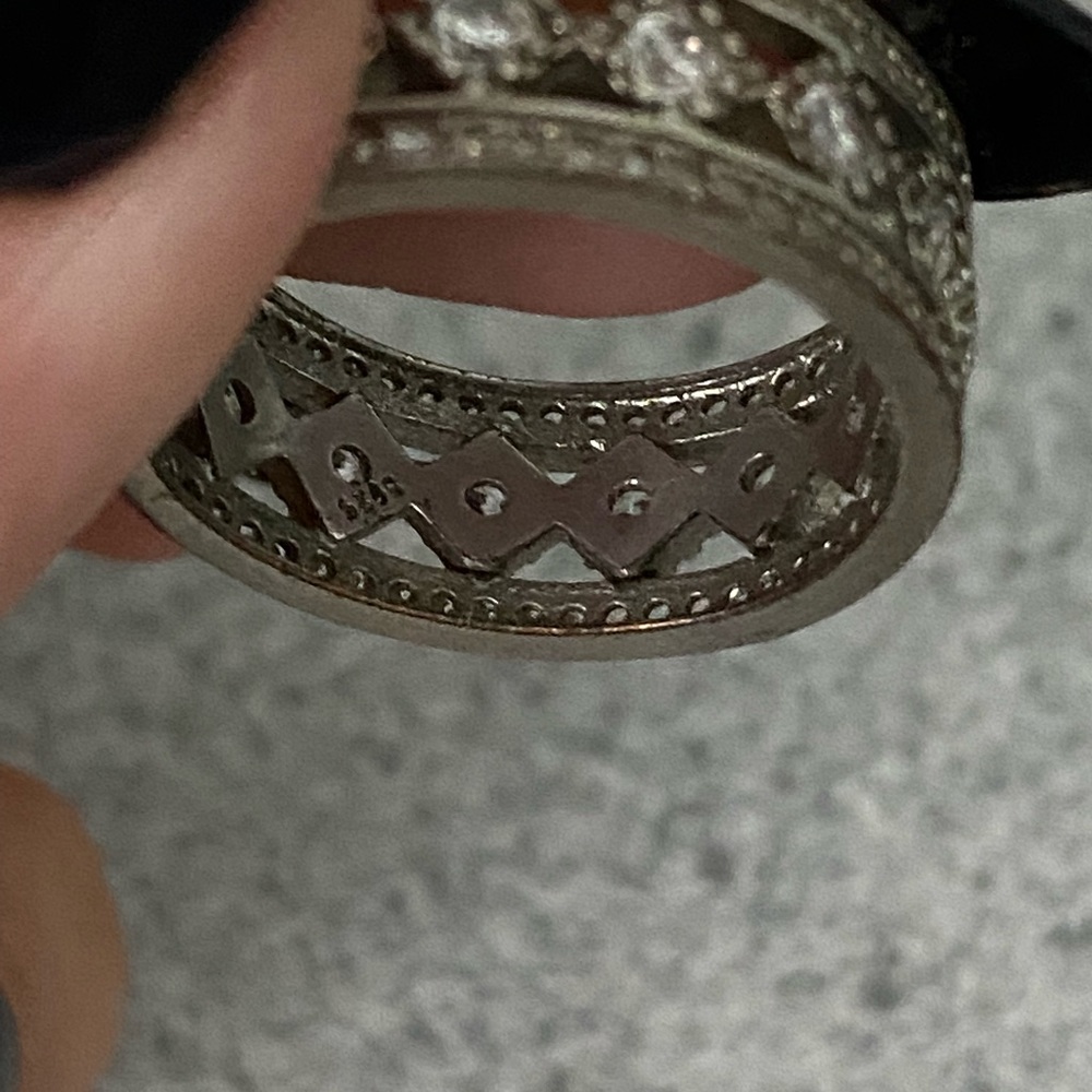 Ring - Picture 7 of 7